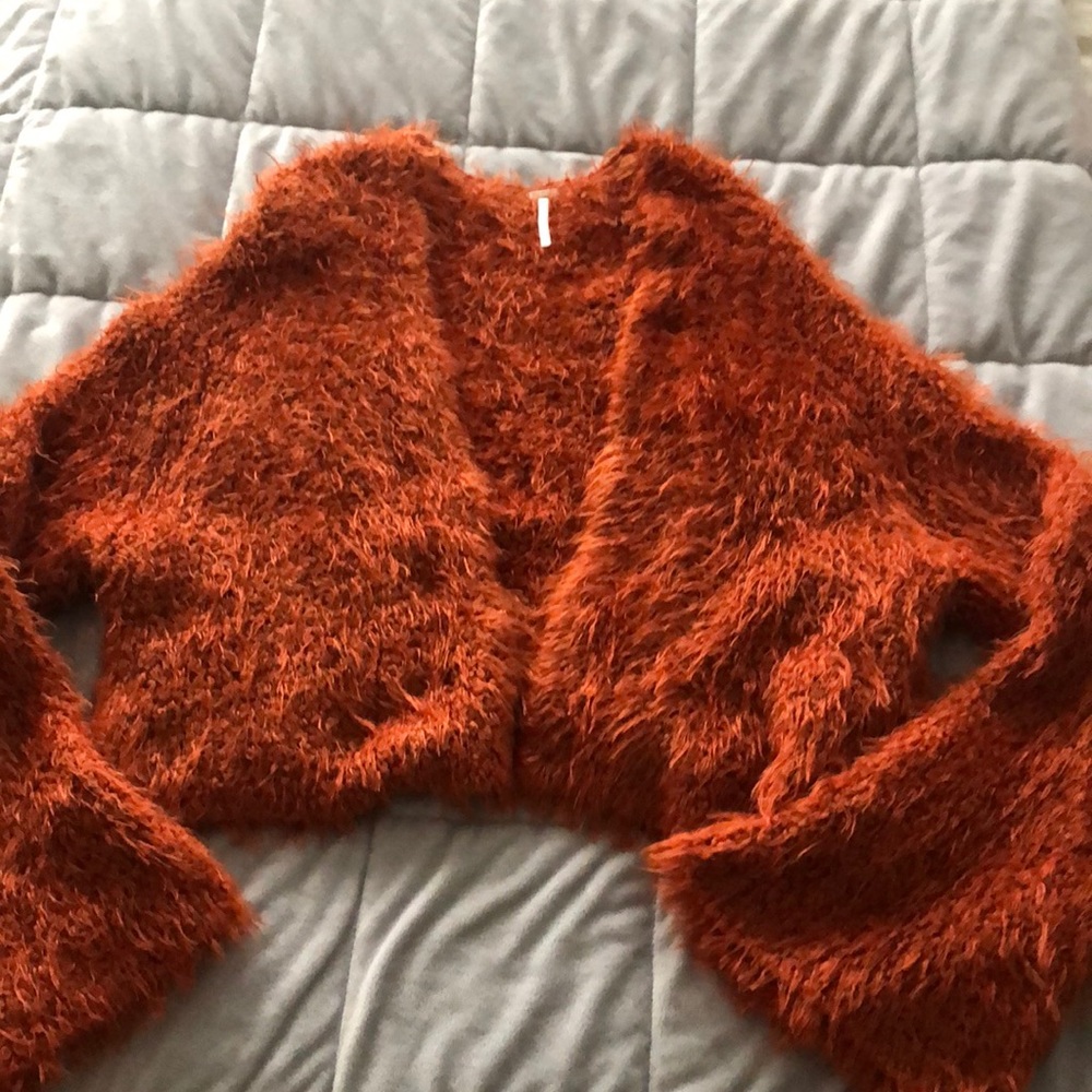 FREE PEOPLE-BRAND NEW-SWEATER